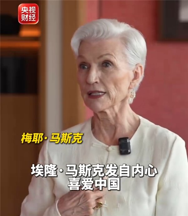 全部投入AI建设